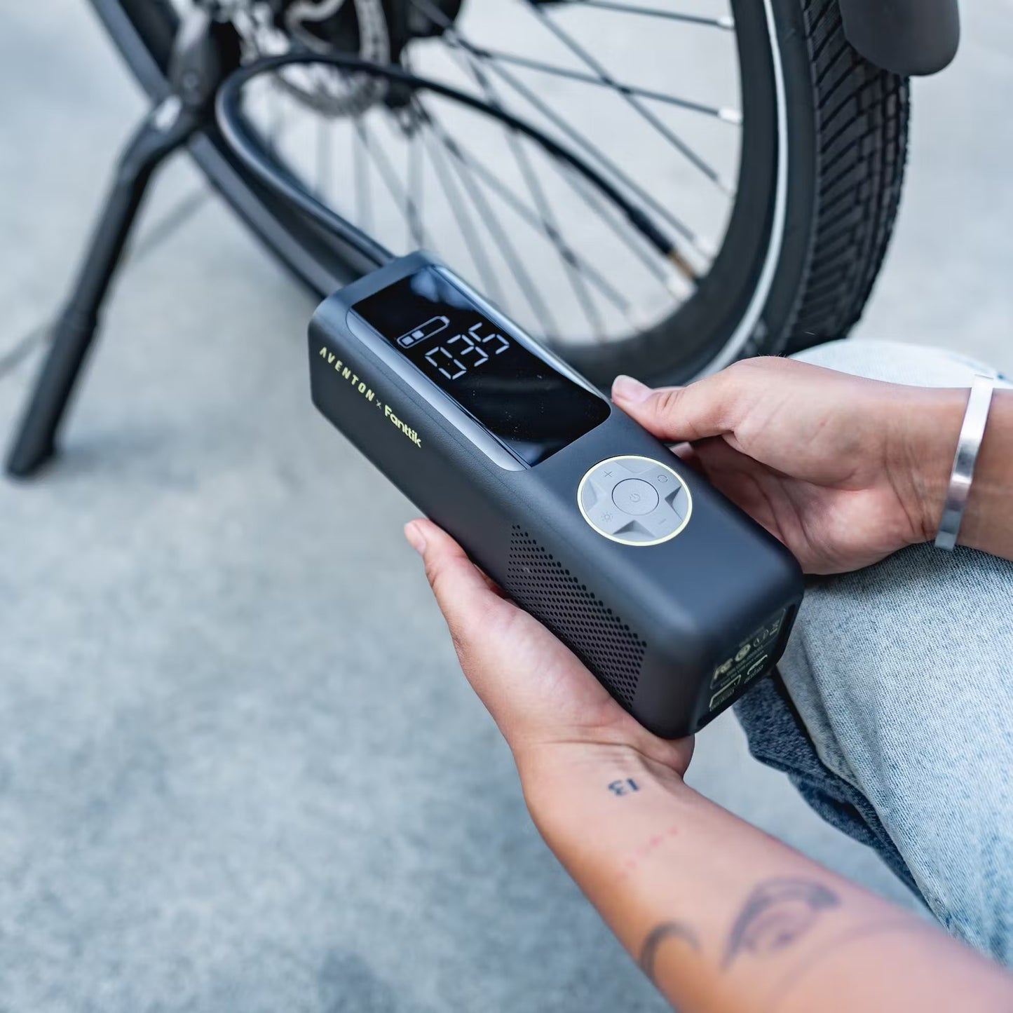 Aventon Fanttik Portable Air Pump X8 Apex