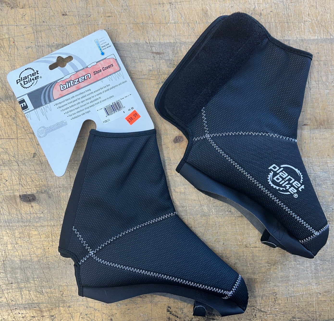 Planet Bike Blitzen Windproof Shoe Covers: Black, MD